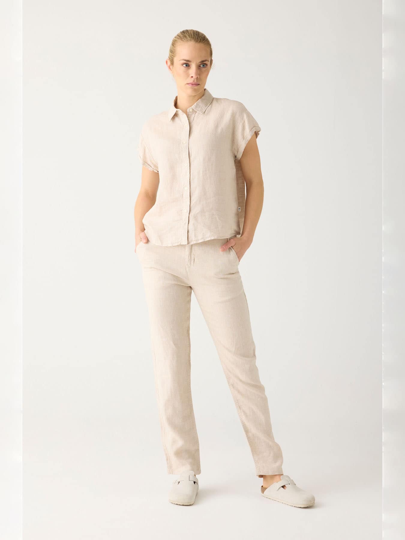 Hose Calla Tapered Mid Rise Linen Knowledge Cotton Apparel 01