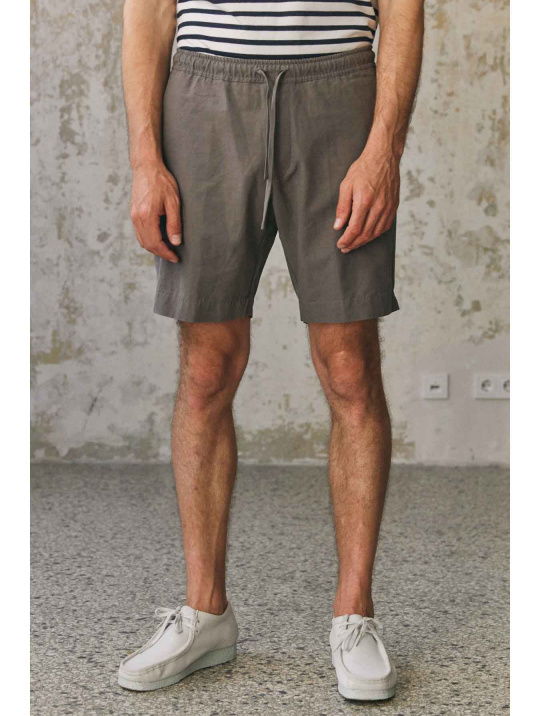 JIM Shorts (dusty Olive Tencel)