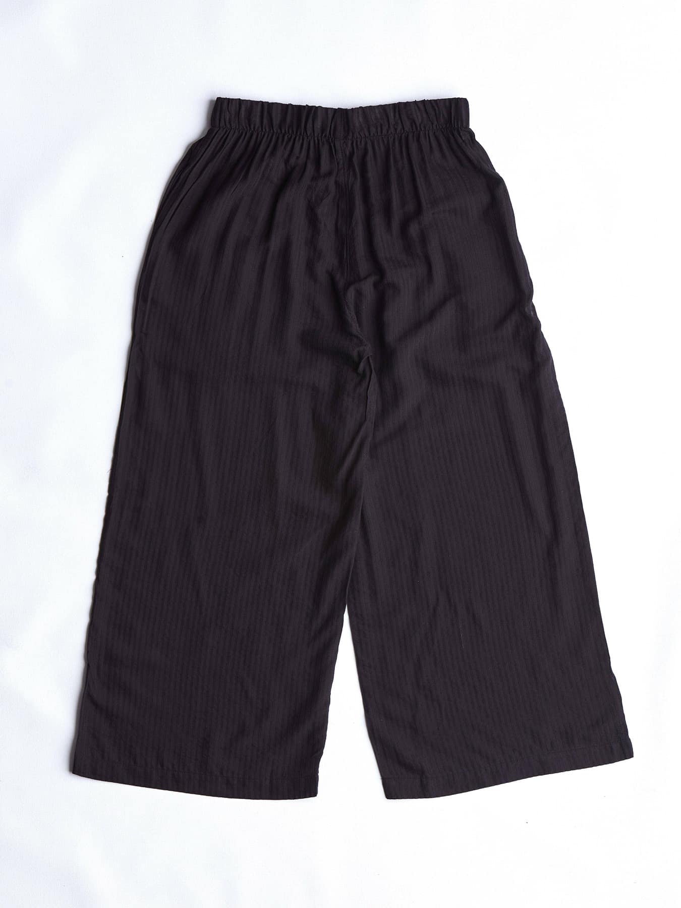 Hose Salome Banana Fabrics Arniko Black 01