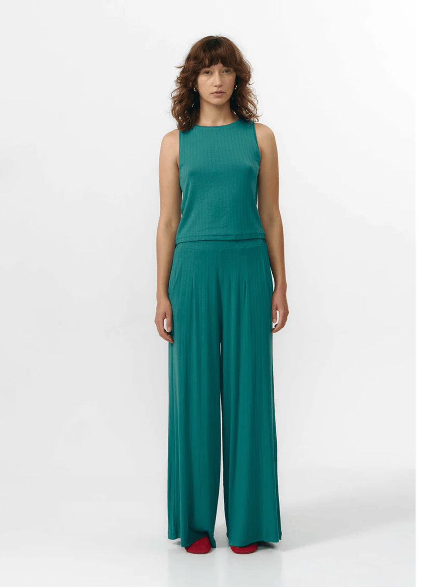 Hose Yala Suite13 Lab Teal 01