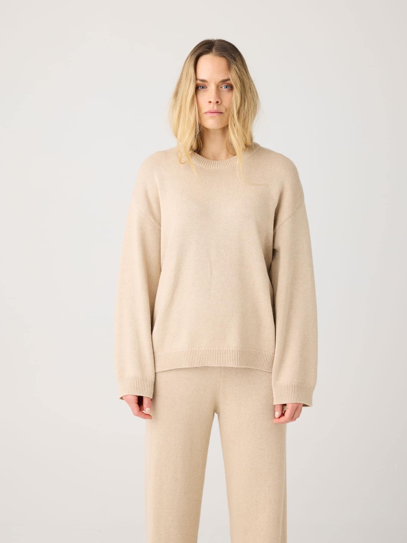 Pullover Cashmere Crew Neck Sweater Knowledge Cotton Apparel Light Feather Gray 01