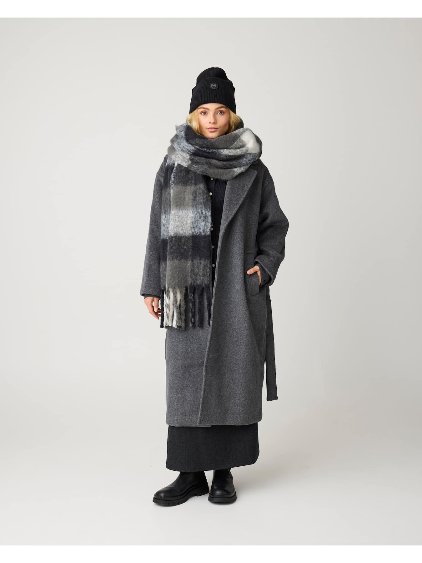 Schal Knowledge Cotton Apparel Black Check 02