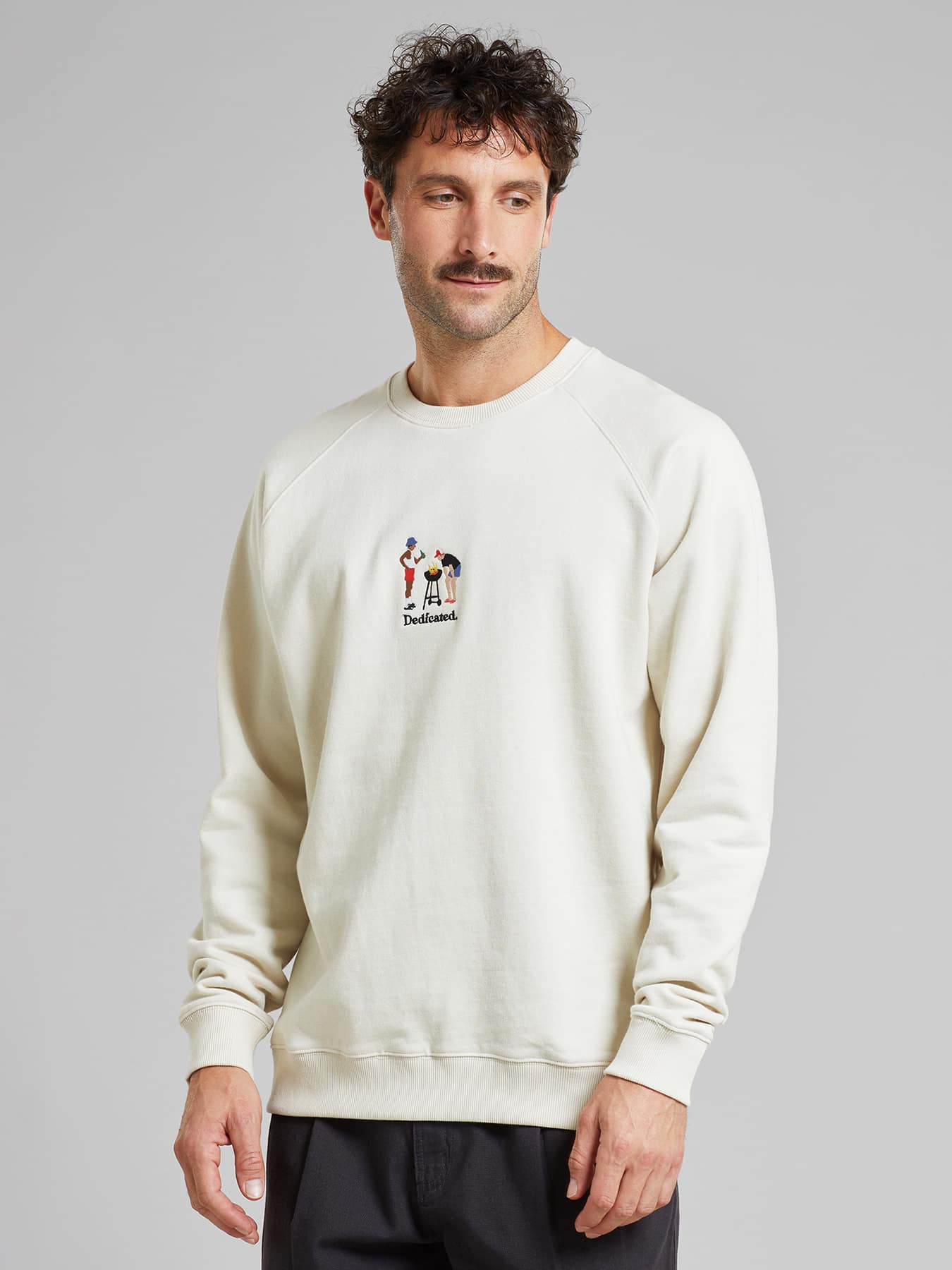 Sweatshirts & Hoodies Sweatshirt Malmoe Bbq Emb Dedicated Oat White 1