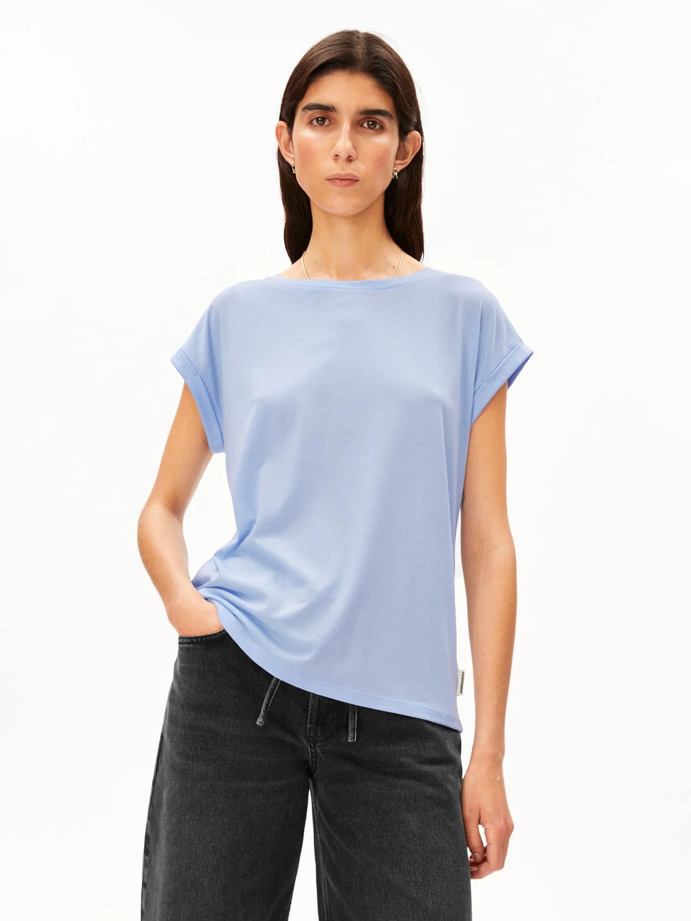 T Shirt Jilaana Armedangels Soft Blue 01.jpg